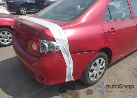 2010 Toyota Corolla Le z USA, uszkodzony, nr VIN 1NXBU4EE5AZ381200